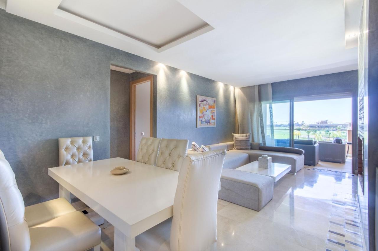 Lumineux Et Vue Degagee Sur Piscine A Prestigia Appartement Marrakesh Buitenkant foto