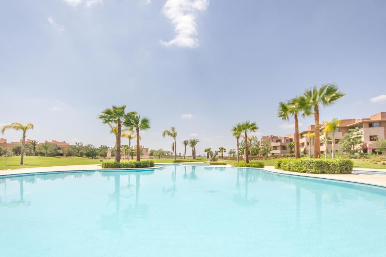 Lumineux Et Vue Degagee Sur Piscine A Prestigia Appartement Marrakesh Buitenkant foto